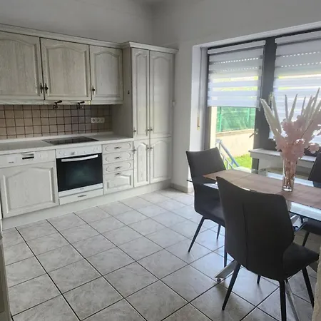 Pour 2 Apartment *